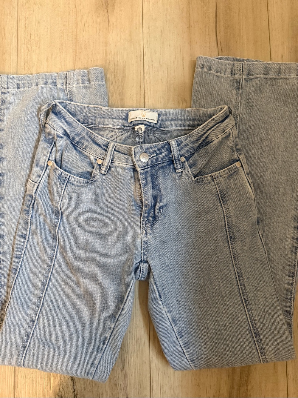 Everyday Low-Rise Light Wash Jeans